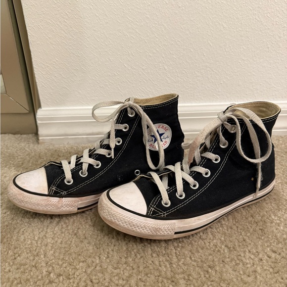 Converse Black and White High-Top Sneakers - Picture 3 of 4